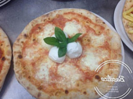 Basilico Pizzeria Braceria food