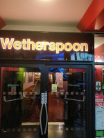 Wetherspoon's East Grinstead inside