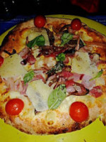 Pizzeria Toto food