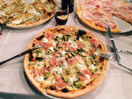 Pizzeria Luca Beghini food