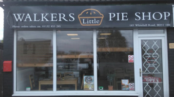 Walkers Little Pie Shop outside