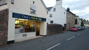 Ozzys Fish Chips outside