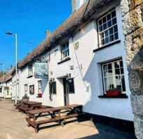 Taw River Inn And Holiday Cottage outside