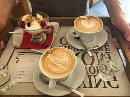 Art Caffe food
