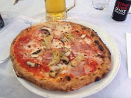 Pizzeria Da Claudio food