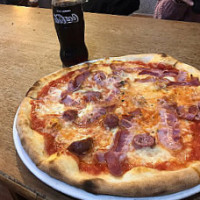 Donna Rosa Pizzeria food