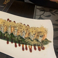 Ipoke Sushi food