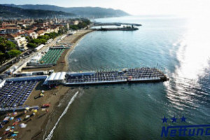 Nettuno Beach outside