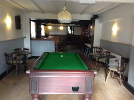 The Foresters Arms inside