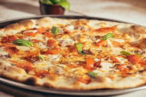 La Picara Pizza Cucina E Birra food