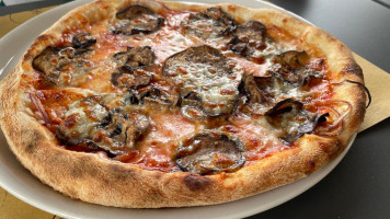 Resale Pizza Gourmet food