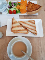 Tapri Cafe food
