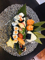 Giapponese Koi Sushi inside