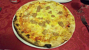 Pizzeria La Cascata Di Mary E Manuele food