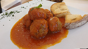 La Taverna Italiana food