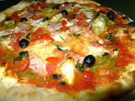 Pizzeria Birreria La Tana food