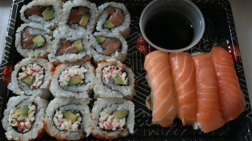 You Me Sushi food