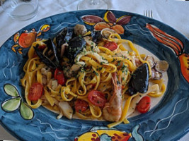 L'isola Del Pescatore food