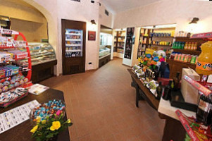 Il Villaggio Di Giuele food