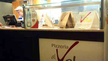 Pizzeria Al Volo food