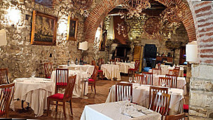 Castello Di Casiglio food