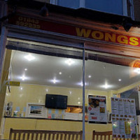 Wongs Chinese Takeaway inside