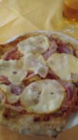 Pizzeria Silvia food