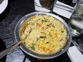 Rishi's Indian Aroma food