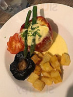 The Rose And Crown Inn food