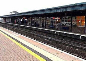 Pumpkin Cafe Didcot Parkway Railway Station outside