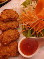 Sommai Thai food