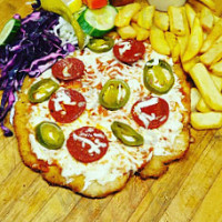 Pizza La Vita food