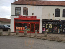 The Brigg Pizza And Kebab House outside