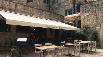 Piccolomini Caffe' food