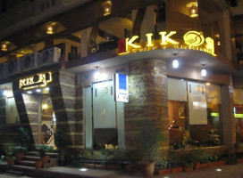 Kikos Cafe outside