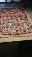 Pizzamica food