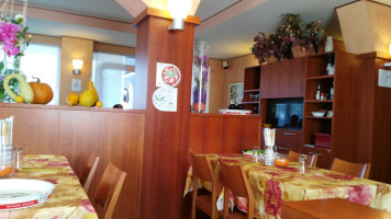 Pizzeria Al Barbacan 2 Di Caravello G. food