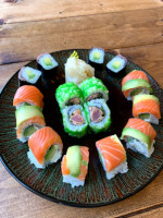 Sukuri Sushi inside