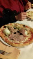 Paolino Pizzeria food