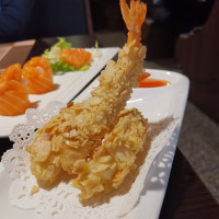 Sushi Feng food