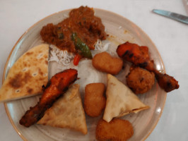 Azim Indisk food