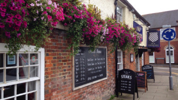 The Old Chequers outside