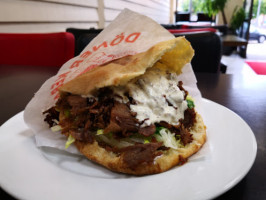 Shawarma Huset food