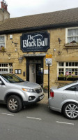 The Black Bull Pub Wetherby outside