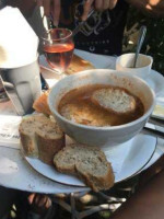 Take 5 Minutes In Paris food