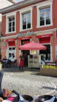 Otomat Pizza Heaven Brugge inside