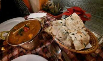 Curry Palace Tandoor food