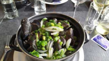 Réserve Du Château food