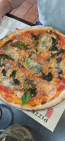 Pizzeria La Gatta food