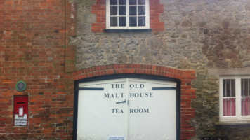 The Old Malthouse Tea Rooms outside